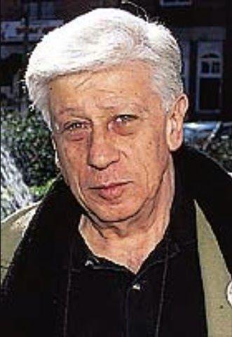 Walter Hugo Khouri